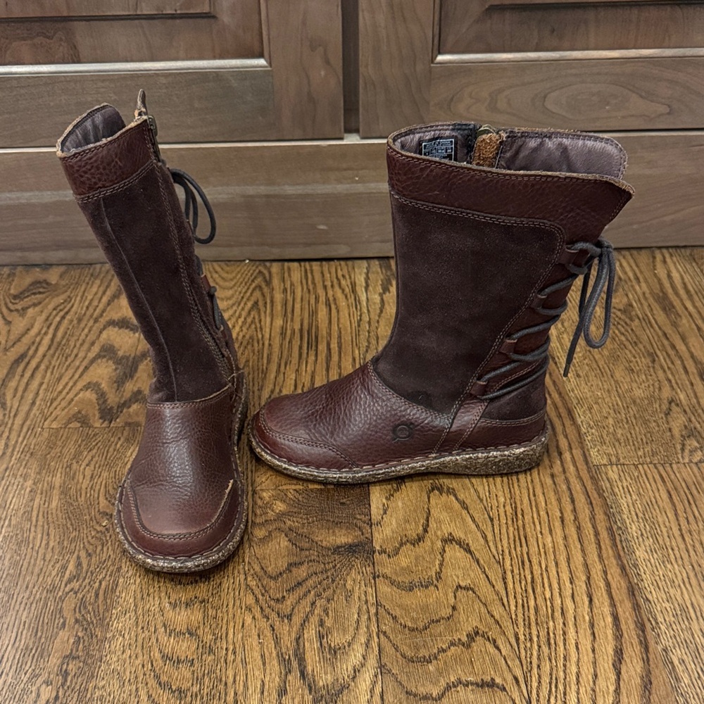 Born leather and suede brown boots